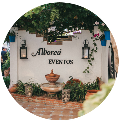 entrada al jardín de Finca Alboreá